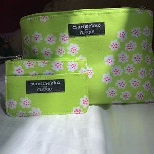 Cosmetic bag w card/coin holder